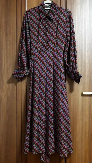 TANIA 기하학 패턴 롱 원피스