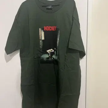 하키 그래픽 T셔츠 다크 그린