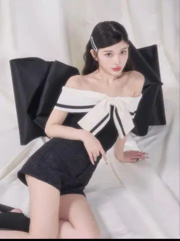 다리치 Darich 빅 리본 오프숄더 니트탑