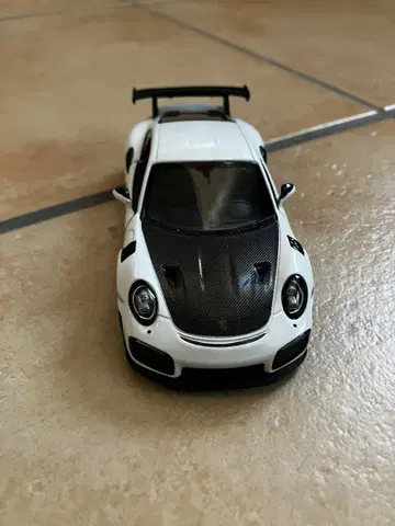 포르쉐 911 GT3 미니카 1/18