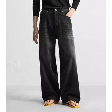 ZARA 엑스트라 배기 핏 청바지