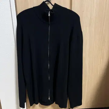 DRESSTERIOR 드라이버즈 니트