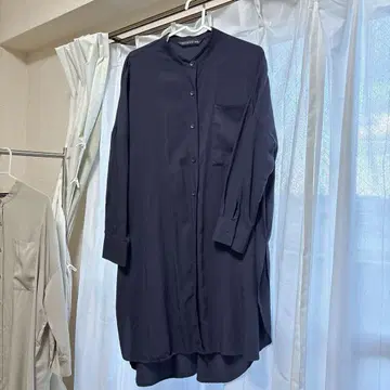 미즈이로 인드 밴드 카라 롱 셔츠