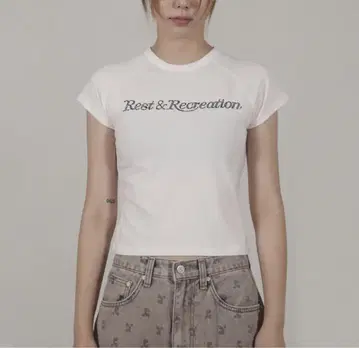 Rest & Recreation 연보라 T셔츠