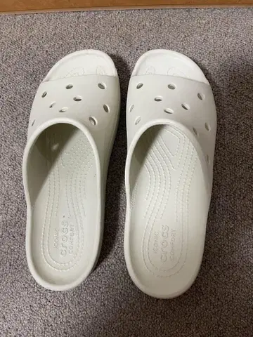 crocs 사보 샌들 W8 화이트