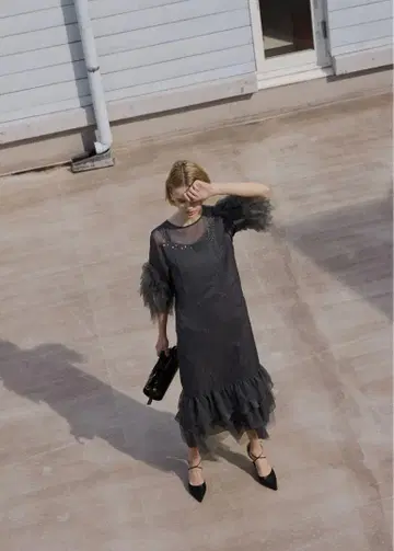 hem tiered volume sleeve embroidery OP