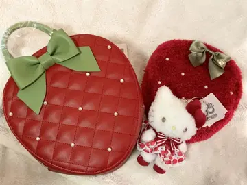 Maison de FLEUR 메종 드 플뢰르 산리오 딸기 신문 키티