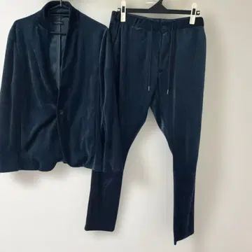테트옴 벨로아 소재 셋업