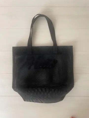 라들로 메쉬 토트백 블랙
