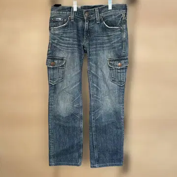 리바이스 다크 블루 스트레이트 데님 카고 포켓 부착