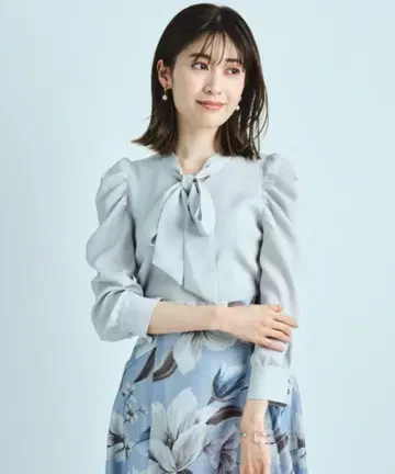 택 포함 새상품 아푸와이저 리셰 니트 블라우스