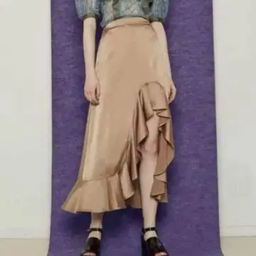 PAMEO POSE 파메오 포즈 새틴 스커트 프릴 비대칭