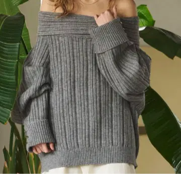loinnuit offshoulder ribknit 오프숄더 리브 니트