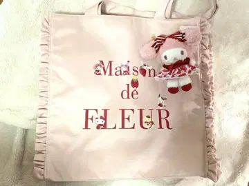 Maison de FLEUR 메종 드 플뢰르 산리오 딸기 신문 마이멜로디