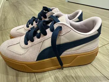 거의 새상품 PUMA KARMEN T2S 23.5cm 핑크 네이비