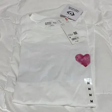 M 사이즈 TREASURE 유니클로 T셔츠 I LOVE YOU