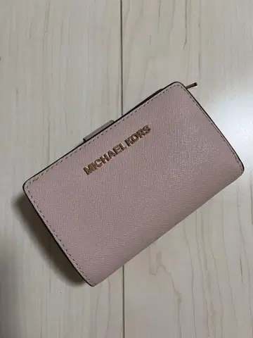 MICHAEL KORS 접이식 지갑 핑크 케어 카드 포함