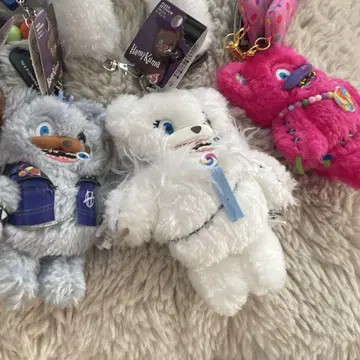 [ 택 포함 새상품 ] 유니버설 해미곰 펑크 스트랩 포함 마스코트 키체인