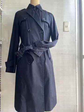 네이비 트렌치코트 더블 브레스트