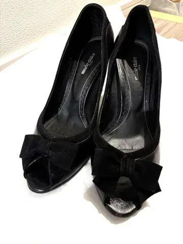 마리끌레르 오픈토 펌프스 블랙 포멀 리본 23.5cm
