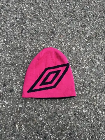 UMBRO 리버서블 비니 니트 모자 y2k pink 보더