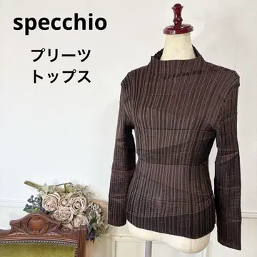 새상품급 빅 사이즈 specchio 스페치오 플리츠 상의