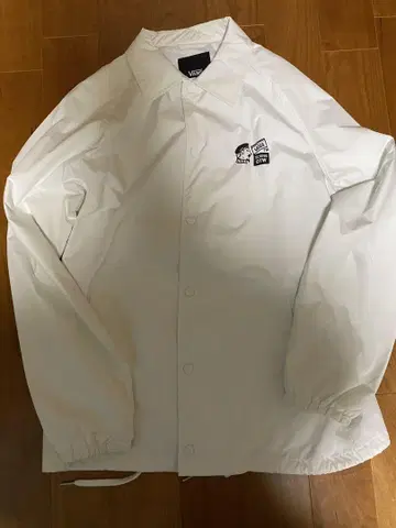 [ 새상품급 ] VANS 나일론 자켓 화이트 M