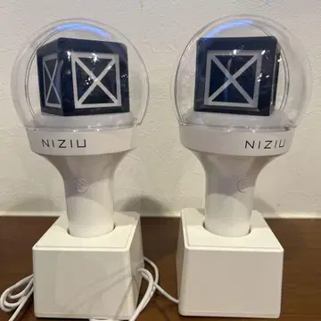 즉시 구매 가능 NiziU 응원봉