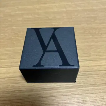 반돔 아오야마 다이아몬드 목걸이