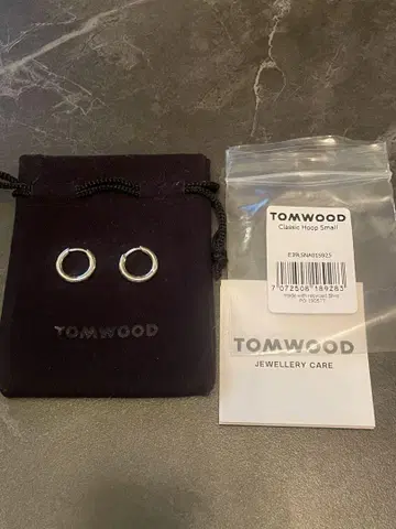 톰우드 Tom Wood 클래식 후프 스몰 귀걸이
