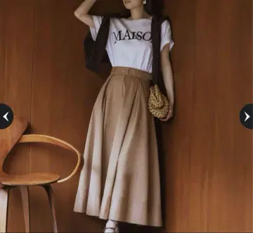 새상품급 아푸와이저 리셰 치노 플레어 스커트