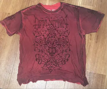 빨간색 affliction 셔츠