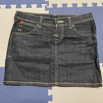 EVISU 다크 데님 타이트 스커트