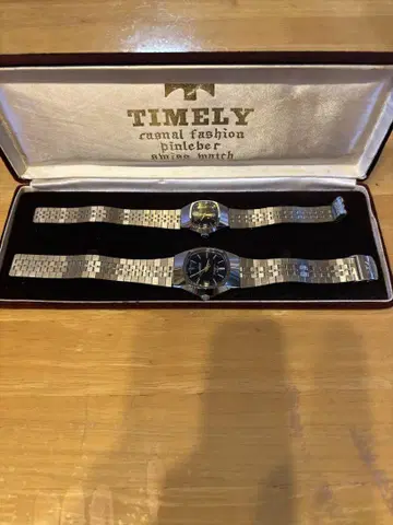 TIMELY 페어 워치 스테인리스 스틸 레트로