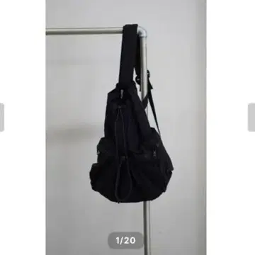 chaisy nylon backpack 나일론 백팩 블랙