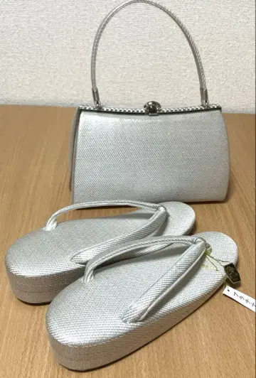[ 조리 하나오의 천 노후화 있음 ] 기모노 가방 조리 세트 금와