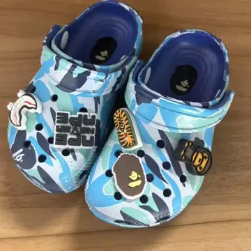 APE 샌들