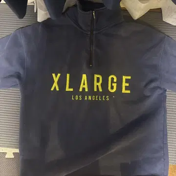 XLARGE 네이비 맨투맨 M