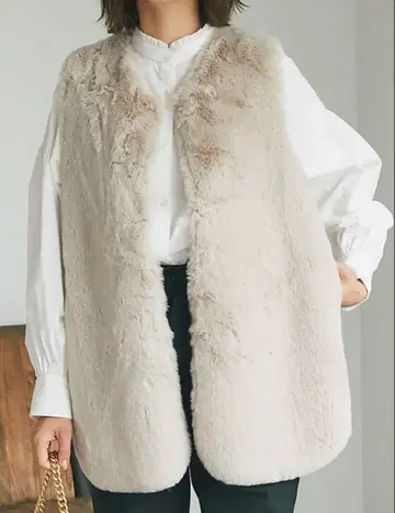 새상품급 RIVE DROITE 에코 퍼 리버서블 베스트