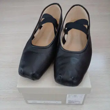 ODETTE E ODILE 크로스 벨트 발레 슈즈