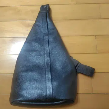 Firsthand/퍼스트핸드 Leather One Shoulder