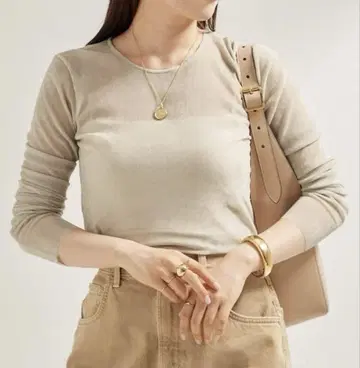 plage Flocky Mesh 롱T 베이지
