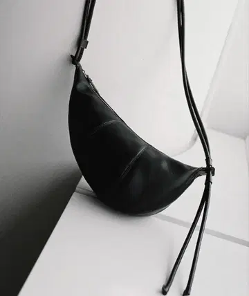 당일 발송 WYM LIDNM 라운드 미니 숄더 백