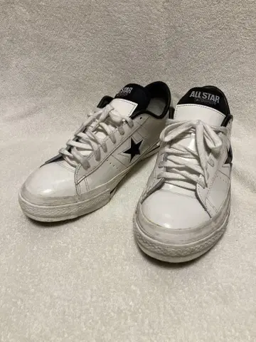 기간 한정 CONVERSE ONE STAR J 가죽 스니커즈