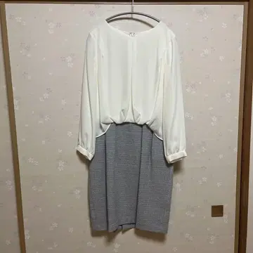 허리 개더 긴팔 무릎 기장 원피스