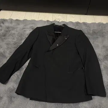 블랙 새틴 옷깃 더블 브레스트 자켓