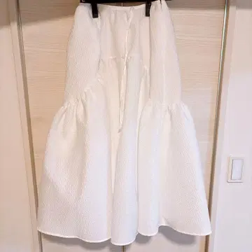 Bluelea 자카드 스커트 Jacquard skirt