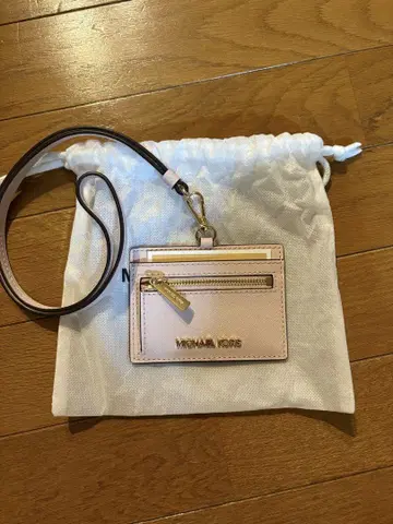MICHAEL KORS 패스 케이스 교통카드 지갑 핑크