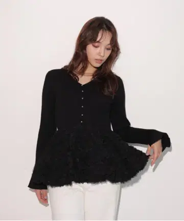 택 포함 새상품 rirandture 튤 벌룬 플럼 니트