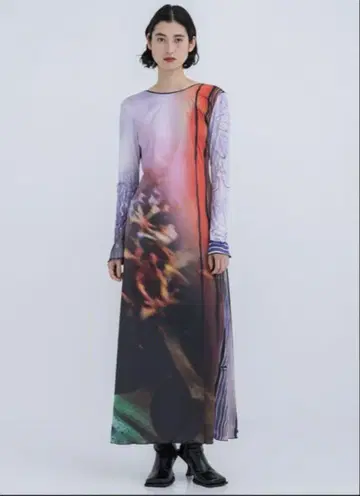 새상품급 완판템 MUKASA/무카사 포토 프린트 저지 드레스